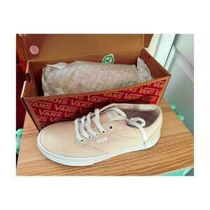 Women's Vans Atwood Sneaker (with box)- Size 8